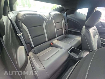 2022 Chevrolet Camaro 2LT Coupe - miniatura 16