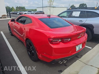 2022 Chevrolet Camaro 2LT Coupe - miniatura 2