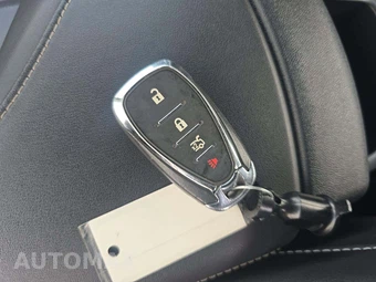 2022 Chevrolet Camaro 2LT Coupe - miniatura 8