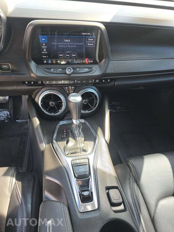 2022 Chevrolet Camaro 2LT Coupe - miniatura 10