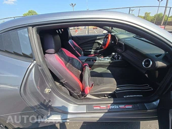 2022 Chevrolet Camaro LT1 Coupe 1LZ - miniatura 15