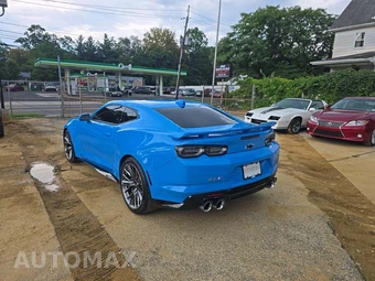 2022 Chevrolet Camaro ZL1 Coupe 1SE - miniatura 2