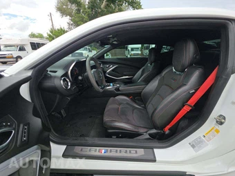 2022 Chevrolet Camaro ZL1 Coupe 1SE - miniatura 6