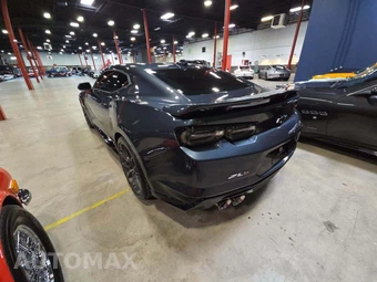 2022 Chevrolet Camaro ZL1 Coupe 1SE - miniatura 2