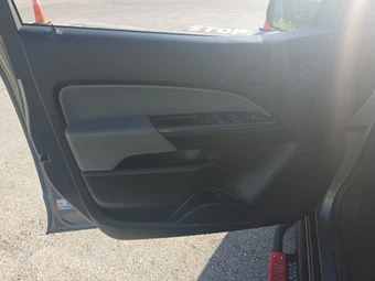 2022 Chevrolet Colorado WT Crew Cab Medium Bed 2WT – miniatura 9