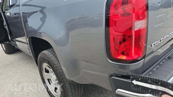 2022 Chevrolet Colorado WT Crew Cab Medium Bed 4WT - miniatura 19
