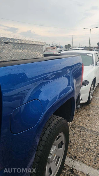 2022 Chevrolet Colorado WT Crew Cab Medium Bed 4WT - miniatura 31