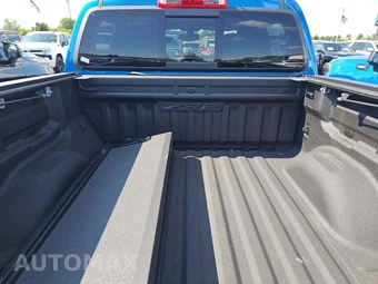 2022 Chevrolet Colorado ZR2 Crew Cab Short Bed 4ZR - miniatura 14