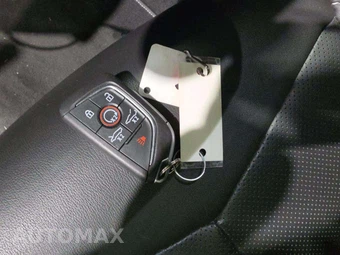 2022 Chevrolet Corvette Stingray Coupe 2LT - miniatura 8