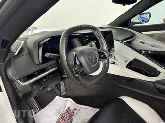 2022 Chevrolet Corvette Stingray Coupe 2LT - miniatura 10