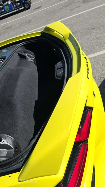2022 Chevrolet Corvette Stingray Coupe 2LT - miniatura 26