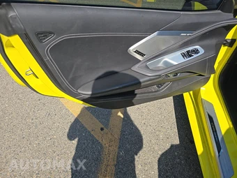2022 Chevrolet Corvette Stingray Coupe 2LT - miniatura 9