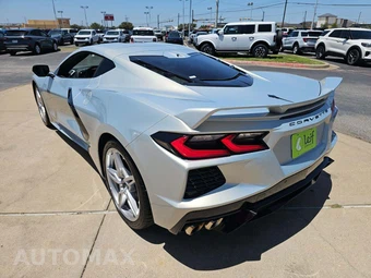 2022 Chevrolet Corvette Stingray Coupe 2LT - miniatura 2