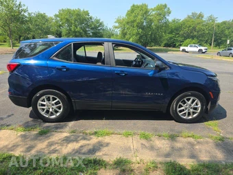 2022 Chevrolet Equinox LS 1FL - miniatura 4