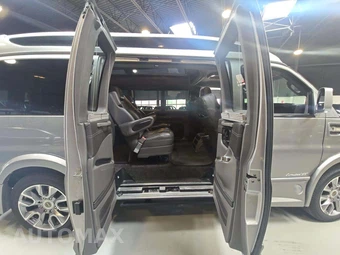 2022 Chevrolet Express 2500 Cargo Van 1WT 135.2" WB - miniatura 15