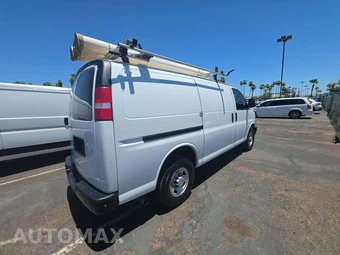 2022 Chevrolet Express 2500 Cargo Van 1WT 135.2" WB - miniatura 3