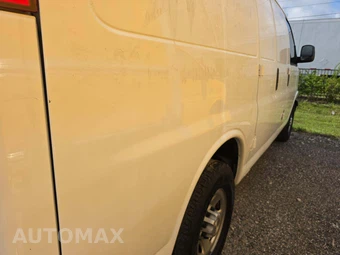 2022 Chevrolet Express 2500 Cargo Van 1WT 135.2" WB - miniatura 25