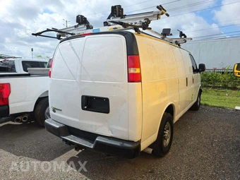 2022 Chevrolet Express 2500 Cargo Van 1WT 135.2" WB - miniatura 3