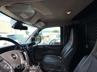 2022 Chevrolet Express 2500 Cargo Van 1WT 135.2" WB - miniatura 11