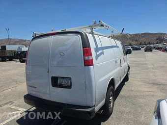 2022 Chevrolet Express 2500 Cargo Van 1WT 135.2" WB - miniatura 3
