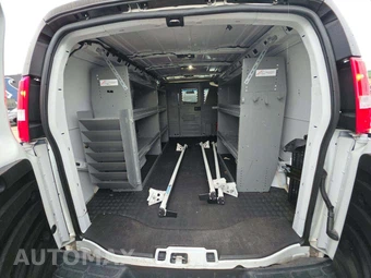 2022 Chevrolet Express 2500 Cargo Van 1WT 135.2" WB – miniatura 14