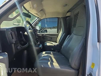 2022 Chevrolet Express 3500 Cargo Van 1WT 135.2" WB - miniatura 13