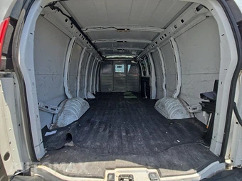2022 Chevrolet Express 3500 Cargo Van 1WT 155.2" WB - miniatura 17