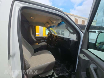 2022 Chevrolet Express 3500 Cargo Van 1WT 155.2" WB - miniatura 18