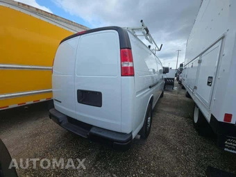 2022 Chevrolet Express 3500 Cargo Van 1WT 155.2" WB - miniatura 3