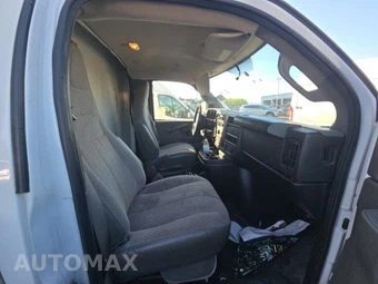 2022 Chevrolet Express 3500 Cutaway 1WT 139.0" WB - miniatura 8
