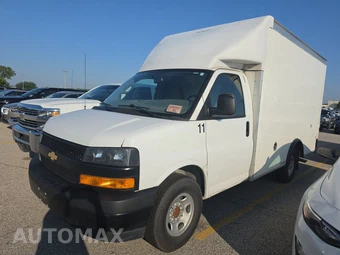 2022 Chevrolet Express 3500 Cutaway 1WT