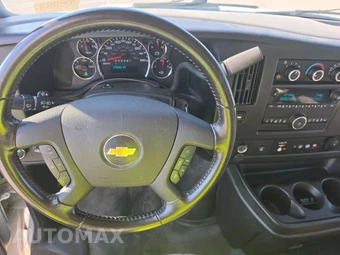 2022 Chevrolet Express 3500 Cutaway 1WT - miniatura 11