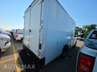 2022 Chevrolet Express 3500 Cutaway 1WT - miniatura 4
