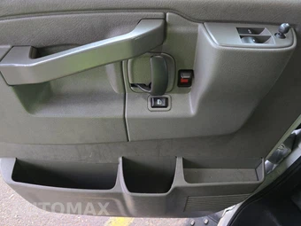 2022 Chevrolet Express 3500 Passenger Van LS 1LS 155.1" WB - miniatura 9
