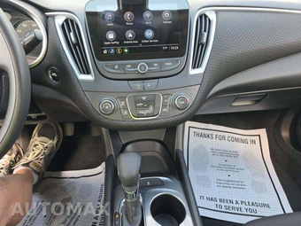 2022 Chevrolet Malibu LS 1LS – miniatura 7