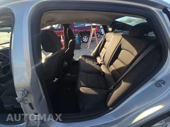 2022 Chevrolet Malibu LS 1LS - miniatura 13