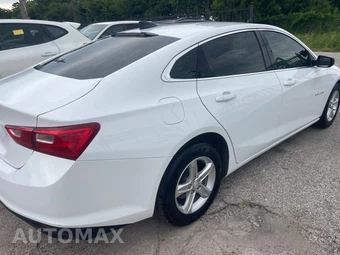 2022 Chevrolet Malibu LS 1LS - miniatura 4