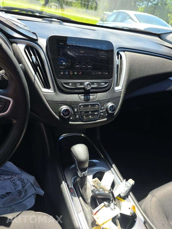 2022 Chevrolet Malibu LT 1LT – miniatura 7