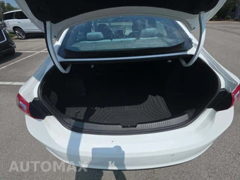 2022 Chevrolet Malibu LT 1LT – miniatura 11
