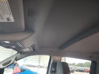 2022 Chevrolet Silverado 1500 Custom Crew Cab Short Bed 1CX - miniatura 17