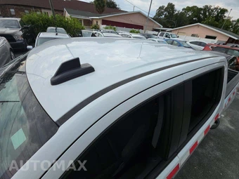 2022 Chevrolet Silverado 1500 Custom Crew Cab Short Bed 1CX - miniatura 12