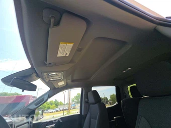 2022 Chevrolet Silverado 1500 Custom Crew Cab Short Bed 1CX - miniatura 11