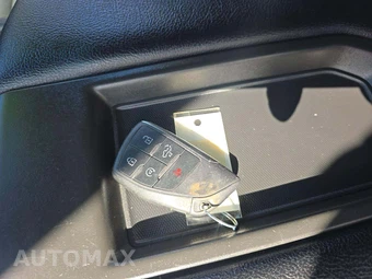 2022 Chevrolet Silverado 1500 Custom Crew Cab Short Bed 1CX - miniatura 8