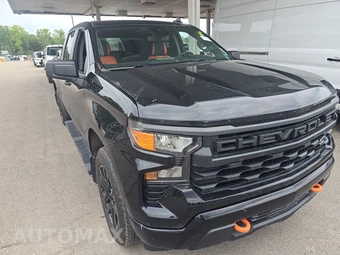 2022 Chevrolet Silverado 1500 Custom Crew Cab Short Bed 1CX - miniatura 3