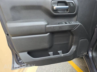 2022 Chevrolet Silverado 1500 Custom Crew Cab Short Bed 1CX - miniatura 9