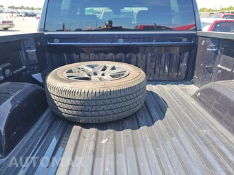 2022 Chevrolet Silverado 1500 Custom Crew Cab Short Bed 1CX - miniatura 16