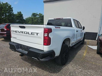2022 Chevrolet Silverado 1500 Custom Trail Boss Crew Cab Medium Bed 2CX – miniatura 3