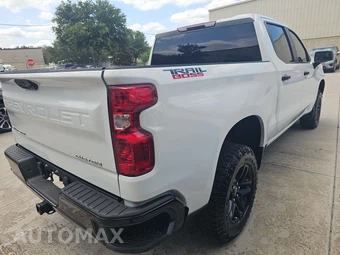 2022 Chevrolet Silverado 1500 Custom Trail Boss Crew Cab Short Bed 2CX - miniatura 4