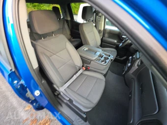 2022 Chevrolet Silverado 1500 Custom Trail Boss Crew Cab Short Bed 2CX - miniatura 8