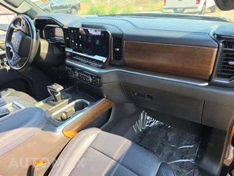2022 Chevrolet Silverado 1500 High Country Crew Cab Medium Bed - miniatura 19